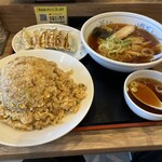 Fukushin Iontown Moroyama Ten - 1キロ炒飯と手揉みラーメン餃子セット