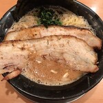 濃豚骨醤油ラーメン　馬力屋 - 料理写真: