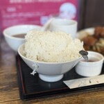 Rebanira Teishoku kei Raku - これでご飯は普通盛り！