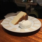 DUKE cafe Shibuya Jinnan Ten - 