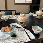 割烹旅館東京湾 - 料理写真:お部屋食でございます