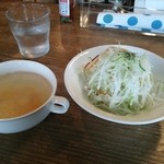 Dining Cafe Kibunya - サラダ、スープ。