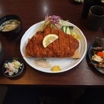 Tonkatsu Tawara - 特選ロースかつ