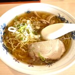 茶楽 - 料理写真:正油と塩のハーフラーメン