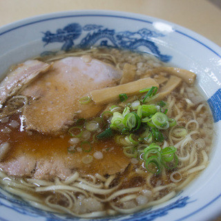 尾道ラーメン 宝竜 - 料理写真:１）尾道ラーメン（７００円）