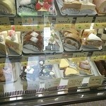 suite de baraques cafe - ショーケース