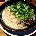 博多ラーメン清水屋 - 料理写真: