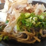 そば処　十・十一 - 「おろしそば」黒い蕎麦皿アップ