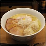 らぁ麺や ふぢとら  - 料理写真:特製塩らぁ麺 1600円