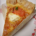 Quiche Grand Coco - スモークサーモンとクリームチーズのキッシュ