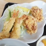 桜華 - セットの海老と鳥の唐揚げ