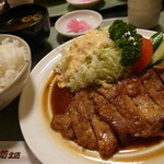 Grill Kuishinbo Kita Ten - 焼肉定食