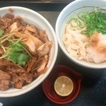 なか卯 - 牛すき丼並＋小すだちうどんのセット　640円