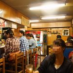 たつ屋 - 店内