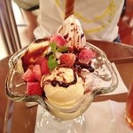 Saint Marc Cafe Rivasaido Senshu Ten - プリンアラモード(640円)