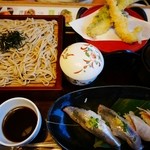 和食レストランとんでん - いわし天鮨・北海道そば￥１３８０