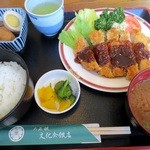 大正館 - 日替りの味噌かつ定食