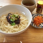 カフェ ペタル - 肉うどん