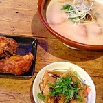 海海ラーメン - 唐揚げとおつまみメンマのマヨ抜き