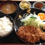 とんひろ - ロースかつ定食_とんひろ_2014.10.18