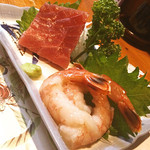 酒処藤 - 【2014年10月29日】刺身二点盛「マグロと赤海老」600円 (^^)