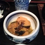 Kizan Tei Hon Ten - 餃子定食の小鉢１（南瓜の煮物）に崩れてたけど味はおいしかった