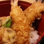 Uraku - 大海老＆大あなご天丼