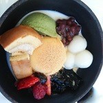 Patisserie De Et Tendre Hakodate Kaen Ten - クリームあんみつ BONSAIⅡ650円！