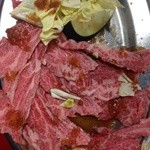 やき肉 新栄 - 特上ロース。