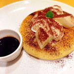 Gusto Fukui Bunkyo Ten - ティラミスバナナパンケーキ