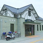 Fugetsu Do - 伊予鉄三津駅「三津浜交流館」内にあります。