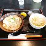 Udon Dokoro Sekisho Tei - 南関あげ丼　ミニうどんセット　\820