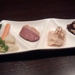 Setouchi Sengyo to Sanuki Gyuu. Ifuu - 5,000円コース①前菜　アン肝、明太風味のポテサラ、鴨肉、バーニャカウダ　最初からテンション上がります