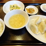 Tokuissho Gyoza Kasaihonten - 