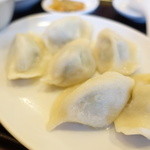 Tokuissho Gyoza Kasaihonten - 