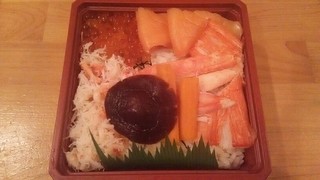 Umegaoka Sushi no Midori Sohonten Kamimachi Ten - オホーツク海丼