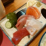 Izakaya Miyabi - 刺身盛り合わせ1000円