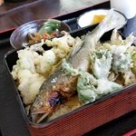 Menya Kinoko Jaya - 鮎の塩焼きと天ぷらを一緒に食べれるなんて、すっごく嬉しい♪