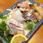 炉ばた焼 うしお - まずはいつもの刺盛！
とっても新鮮^_^