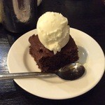 Indian Restaurant Shama - デザート　チョコレートケーキ」