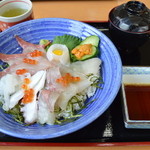 Michi no Eki Kamae Buri Laboratory - 海鮮丼