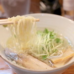 麺屋 軌跡 - 料理写真:鯛塩ラーメン 平太手もみ麺 (720円) '15 4月中旬