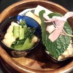 Cafe de Saika - おひたし、高野豆腐、きのこマヨが入った小鉢類