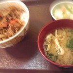 すき家 - 牛丼並とお新香セット