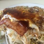 お好み焼信本 - 豚もはいっとるけえ