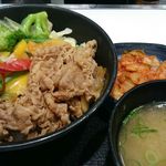 Yoshinoya Hyakugojugogo Sen Shinmaiko Ten - べジ牛丼+キムチセット