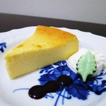 Shirokanedai Coffee Kuromimi Lapin - 自家製チーズケーキ　