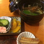 Iroha Zushi - 肝吸いだけでなく揚げた鰻の骨も出てきました