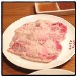 Genkaya Machida Ten - 塩ダレのカルビ。この塩ダレがなかなか秀逸で、非常に良い味を出していました。