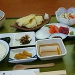 魚と屋 - 日替り定食